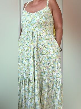 torrid Yellow Floral Maxi dress with Pockets